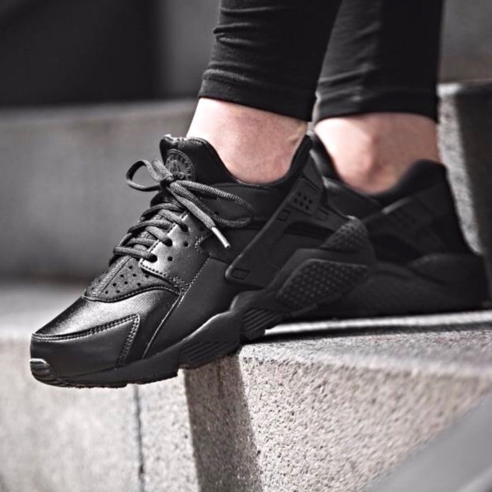 All Black Huaraches